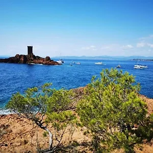 Mobil Avec Vue Exceptionnelle Saint-Raphaël